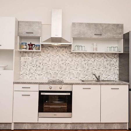 Apartment Marta Raša Buitenkant foto